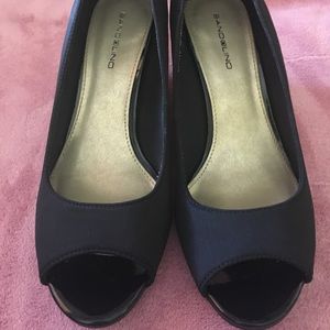 BANDOLINO Black Wedge